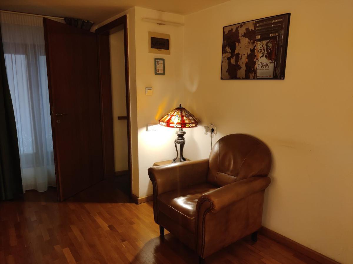 Rembrandt Old Town Hotel 3*