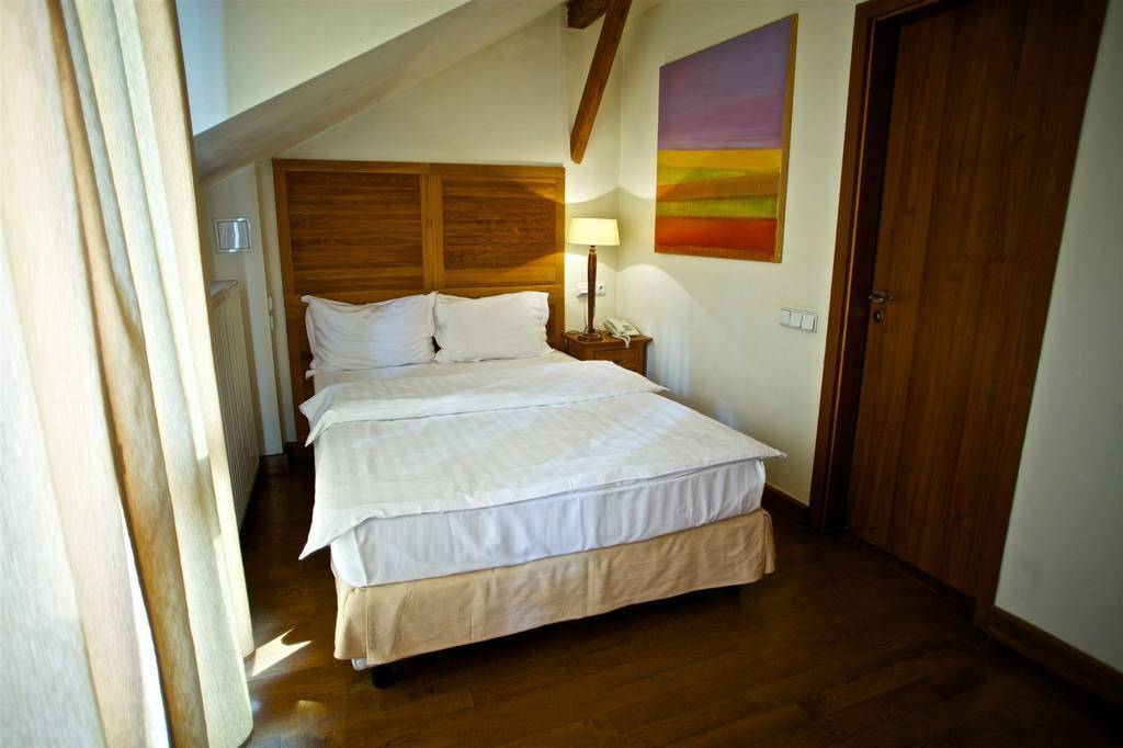 Hotel Rembrandt Old Town 3*